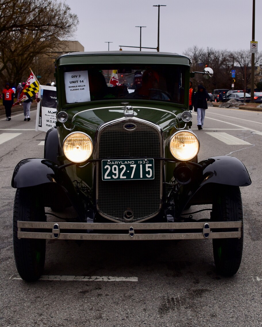1930 Ford Head-On
