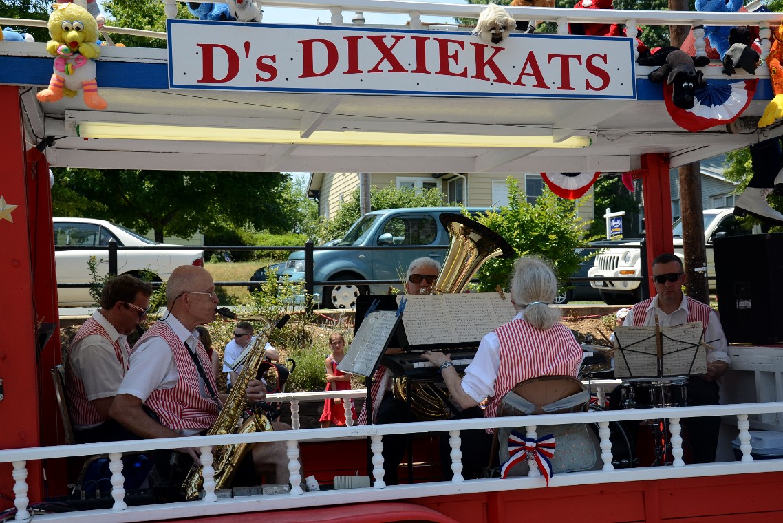 Members of D's Dixiekats Members of D's Dixiekats