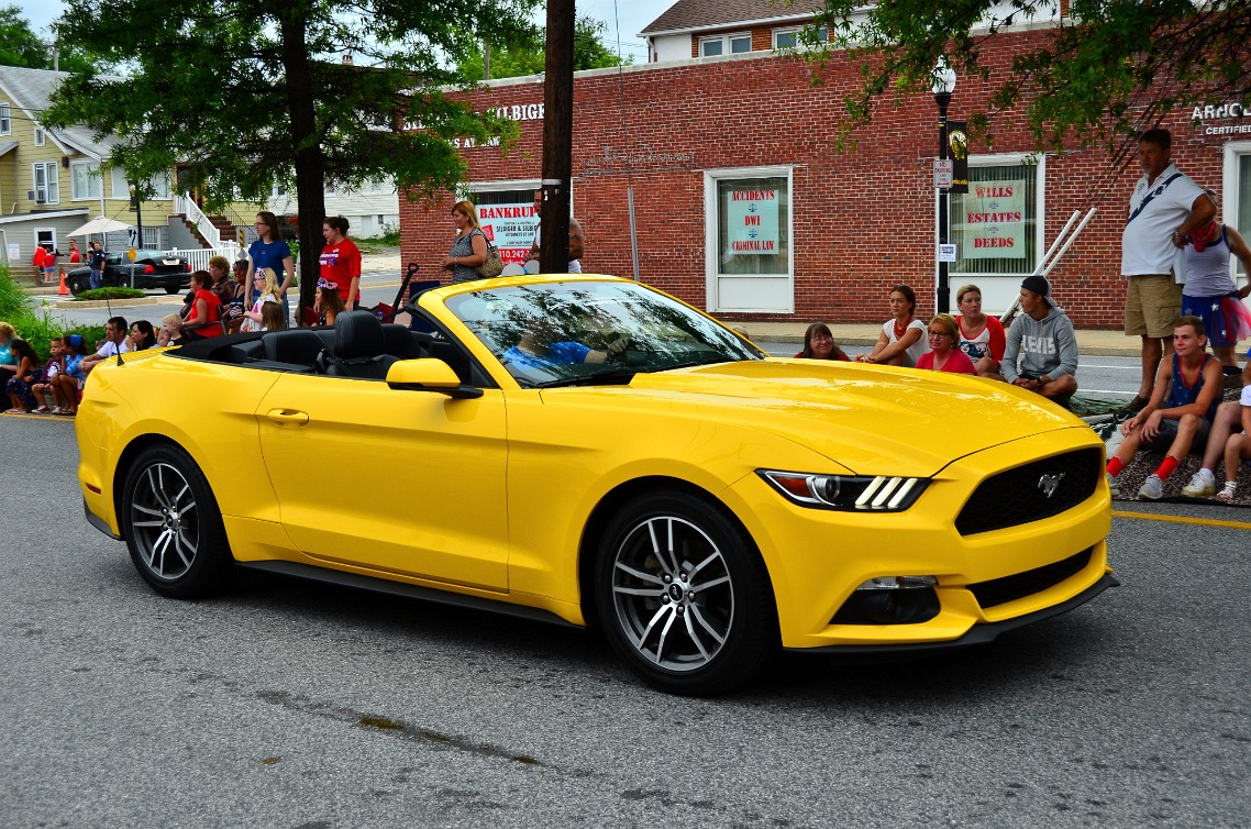 Drop Top Yellow Ford Mustang Drop Top Yellow Ford Mustang