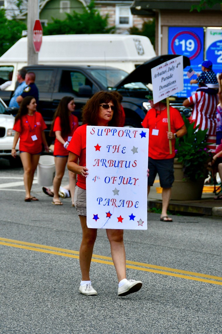 Support the Arbutus 4th of July Parade