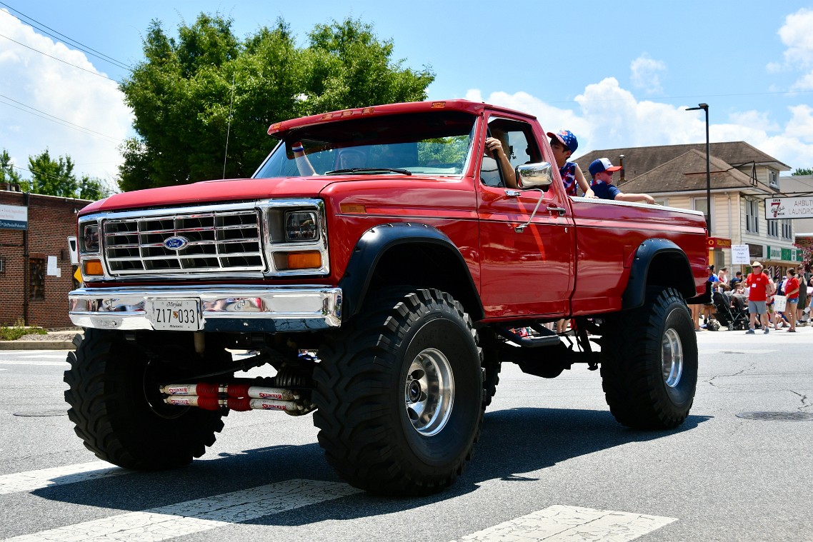 Huge Lifted Ford Pickup