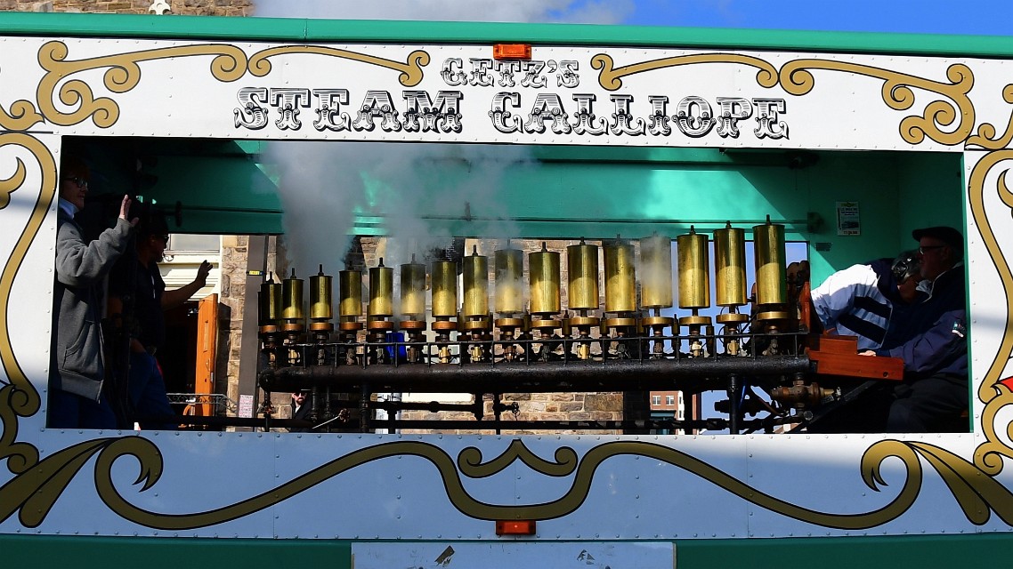 Steam Music