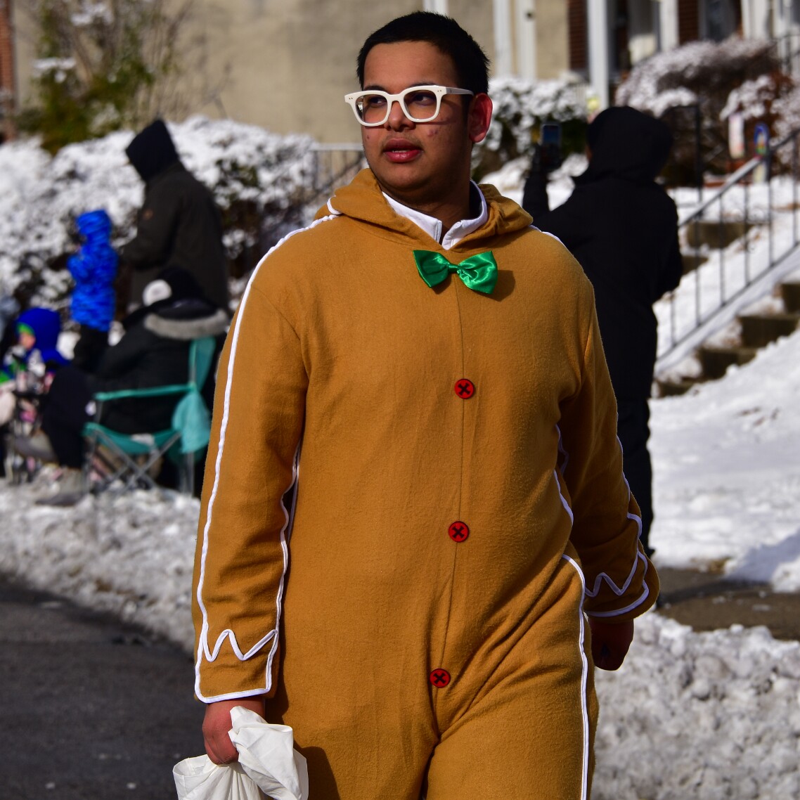 Gingerbread Man Loookng Stylish