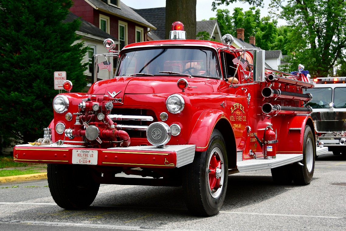 Gorgeous Classic Fire Engine From Level VFC